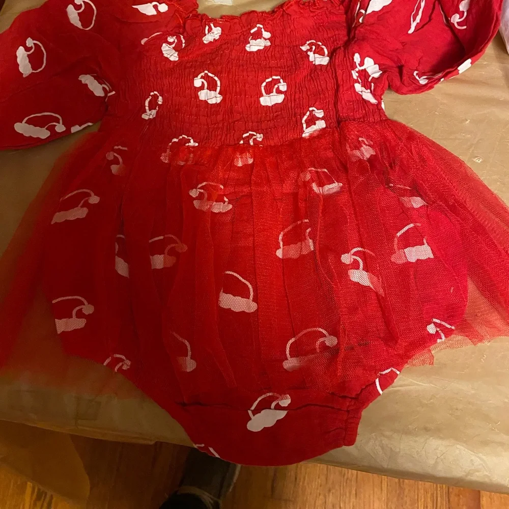 N/A adorable red
